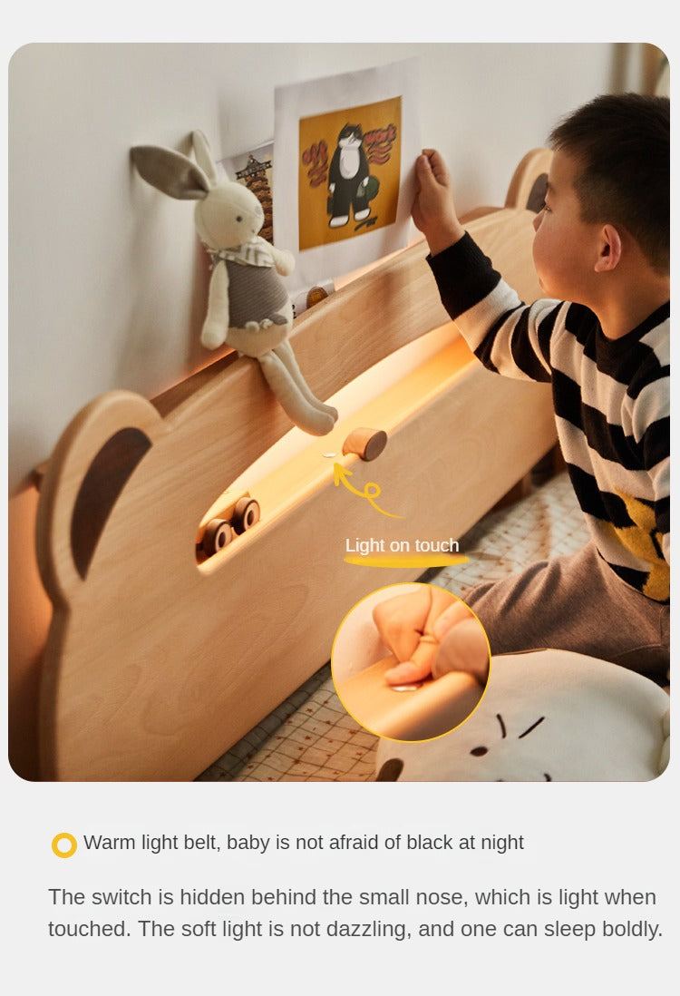 Oak solid wood children's bed with light<
