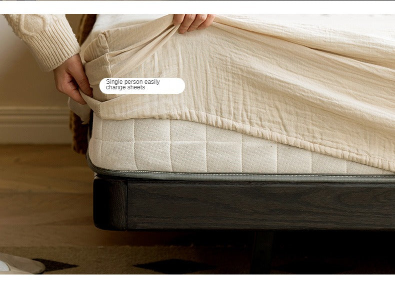 Oak Solid Wood Bed Simple platform bed, headboard-free bed