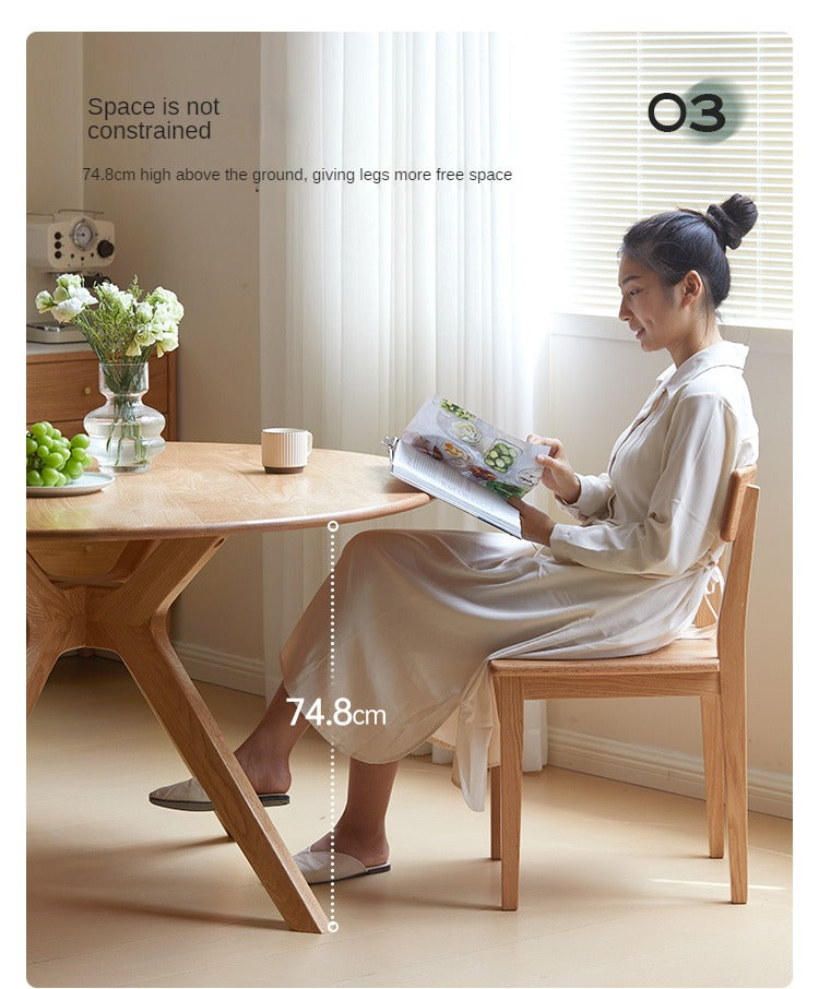 Oak Solid Wood Modern Minimalist Style Round Dining Table