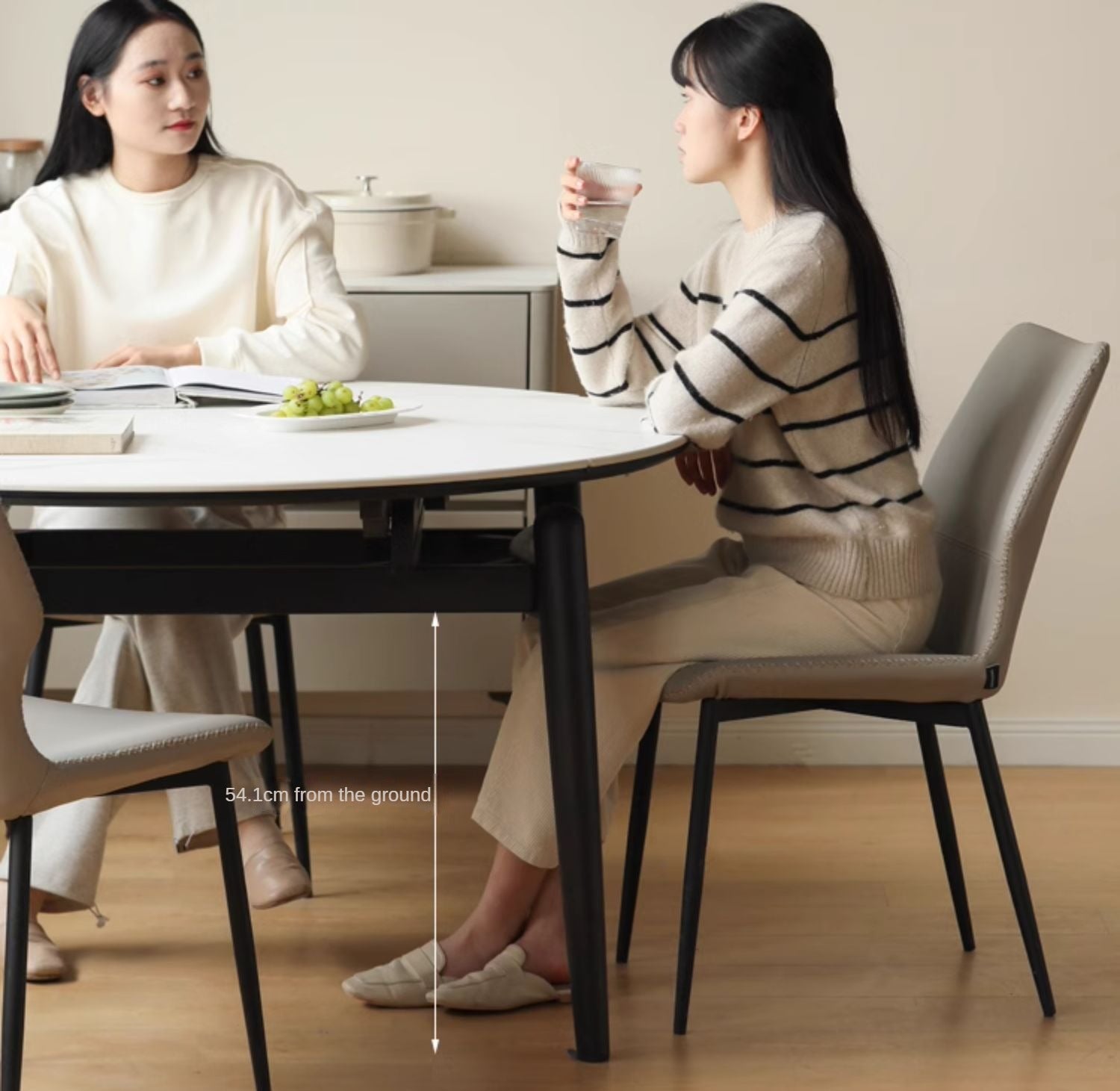 Oak Solid Wood Light Luxury Rock Retractable Dining Table