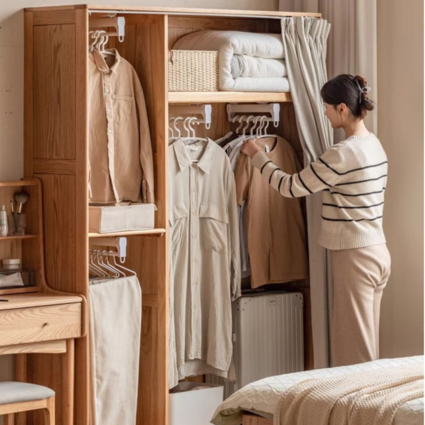 Solid RubberWood, Oak Solid Wood Wardrobe Thin Cloth Curtain.