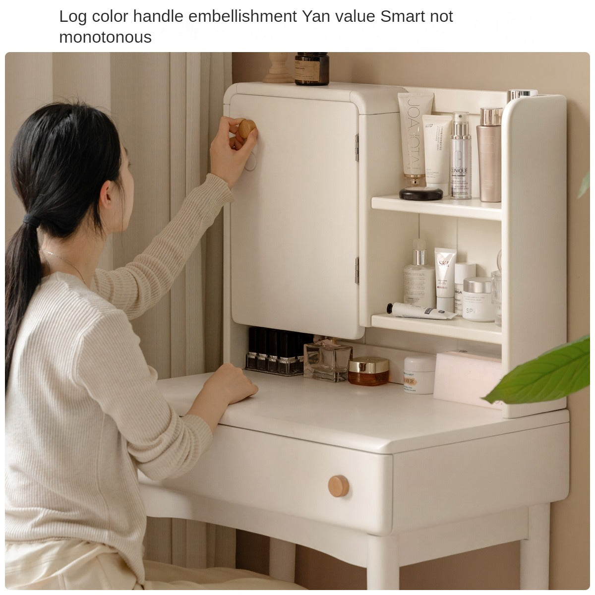 Solid Rubberwood Cream Style Vanity Table With Makeup Mirror.