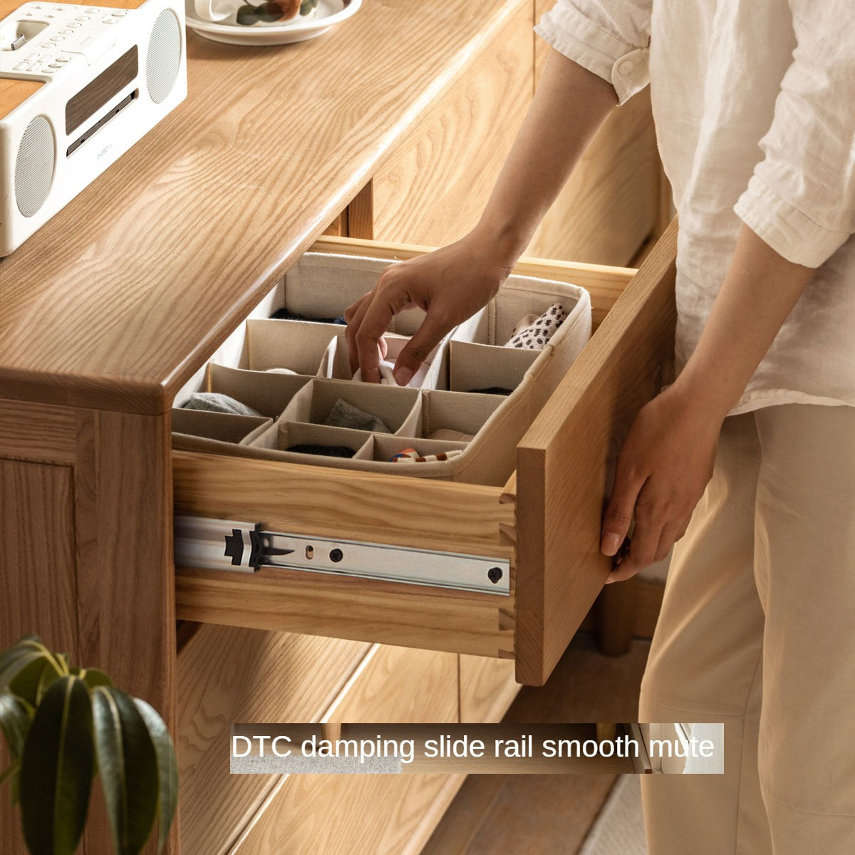 Ash Solid Wood Dresser, Drawer Storage Cabinet