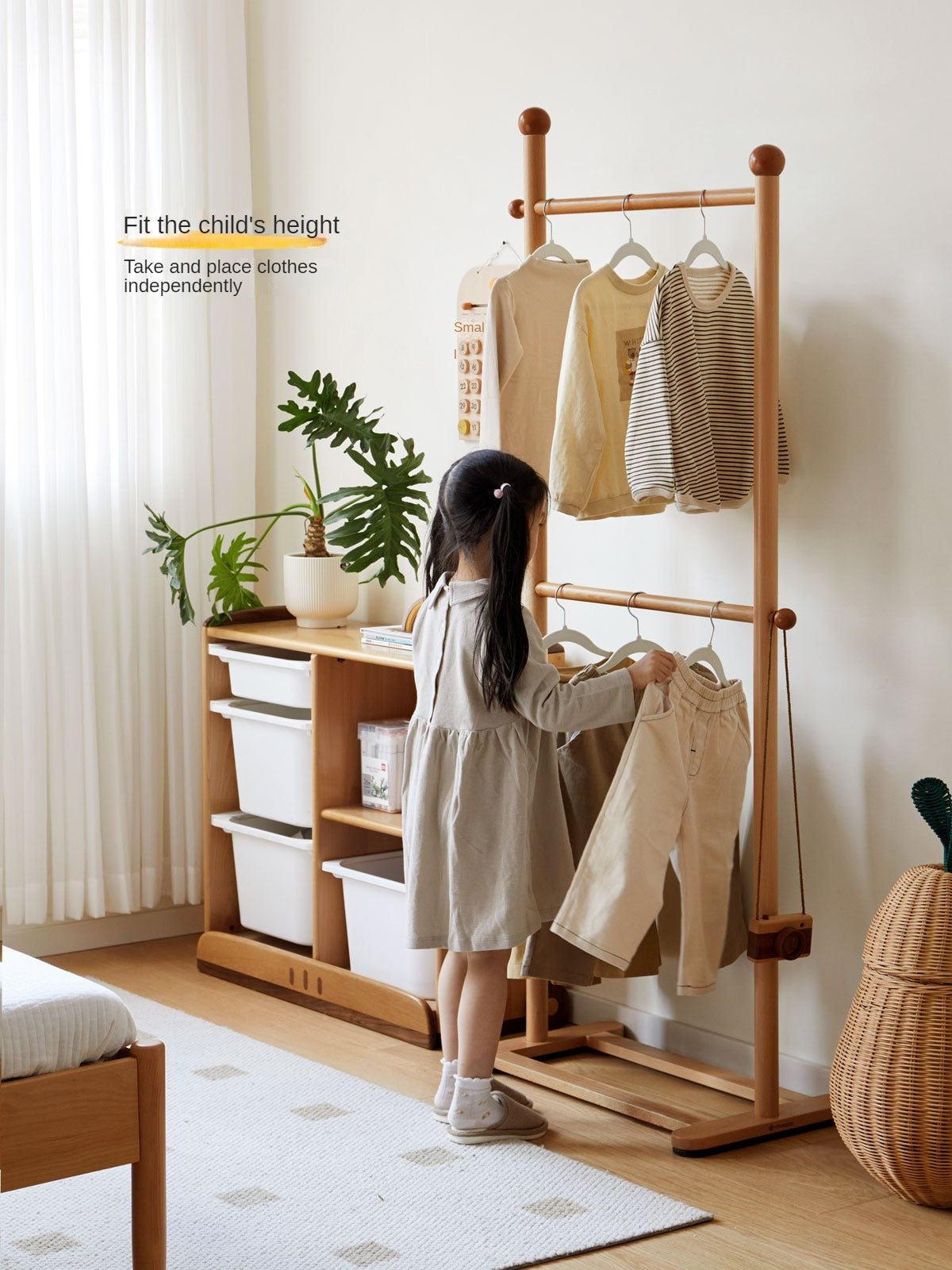 Beech, Oak Solid Wood Coat Rack for Children's Bedroom Clothes Hanger