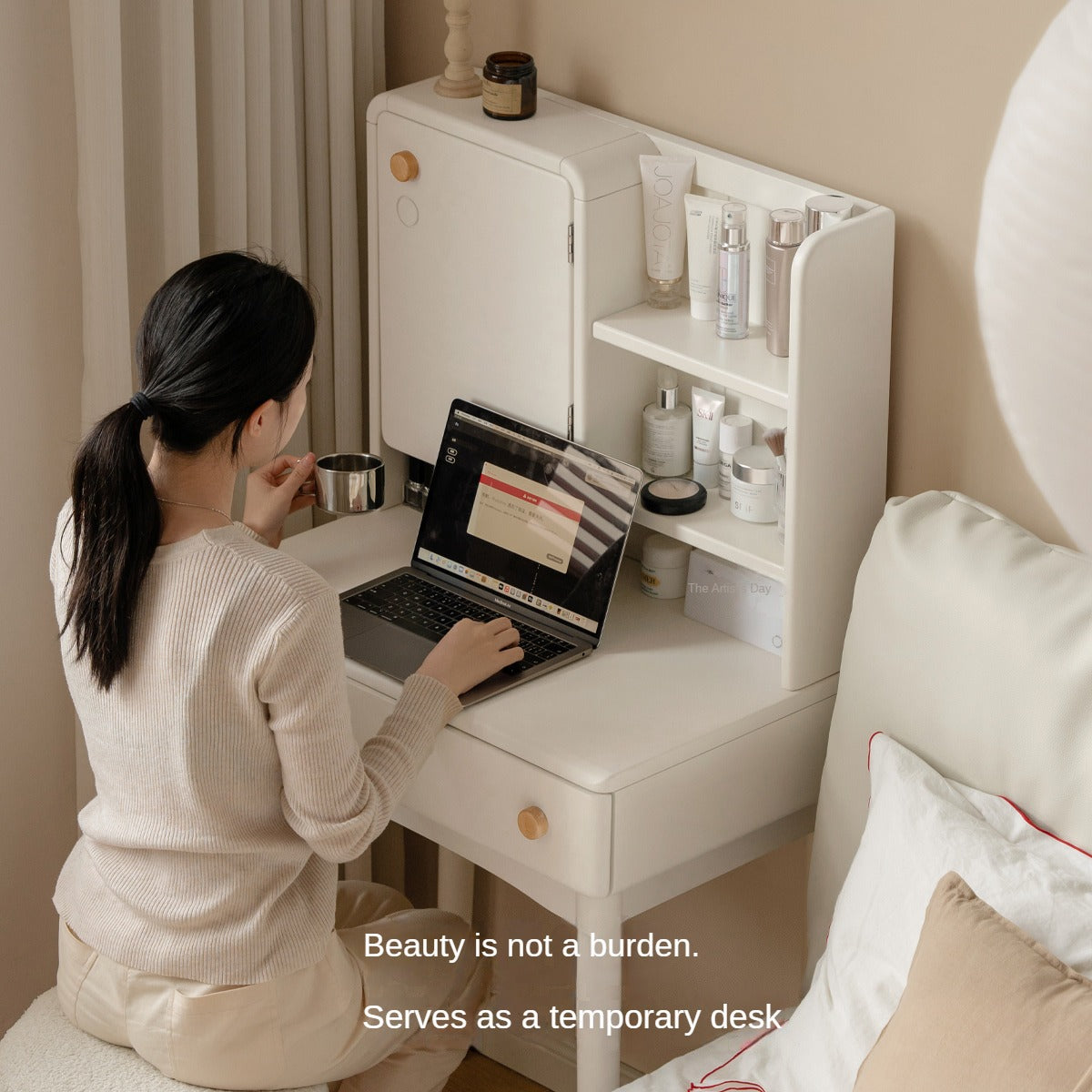 Solid Rubberwood Cream Style Dressing Table With Makeup Mirror.