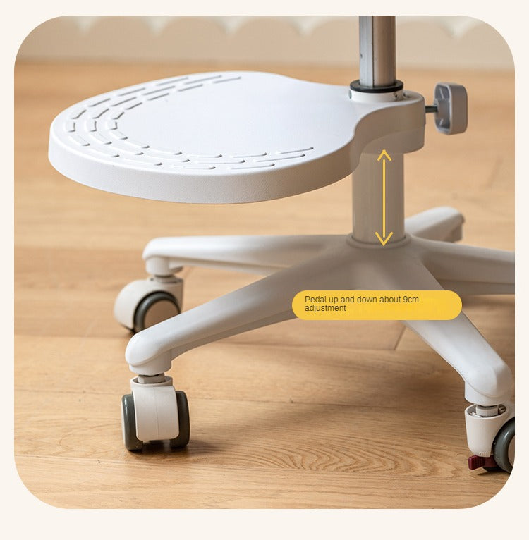 Children's Lift Adjustable Chair.