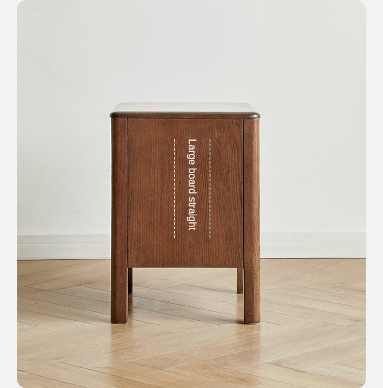 Oak Solid Wood Two-Drawer Nightstand.