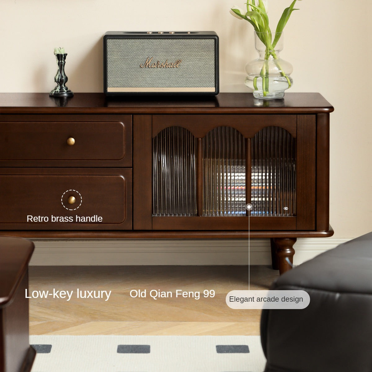 Poplar Solid Wood American Style TV Cabinet.