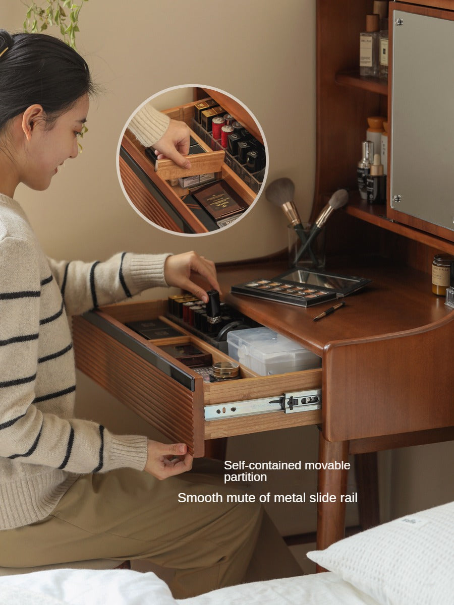 Poplar Solid Wood Retro Makeup Table.