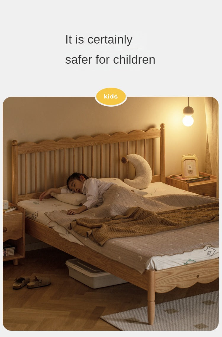 Oak solid wood children's bed<