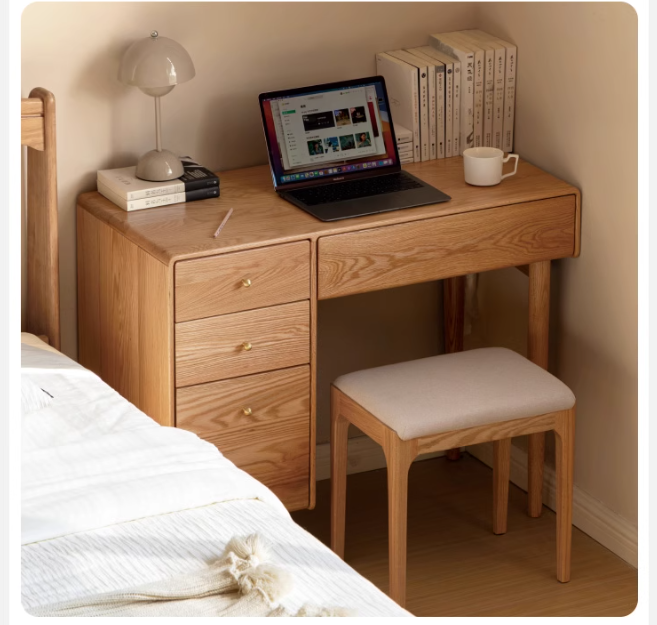 Oak Solid Wood Vanity Table Atmosphere With Lights.