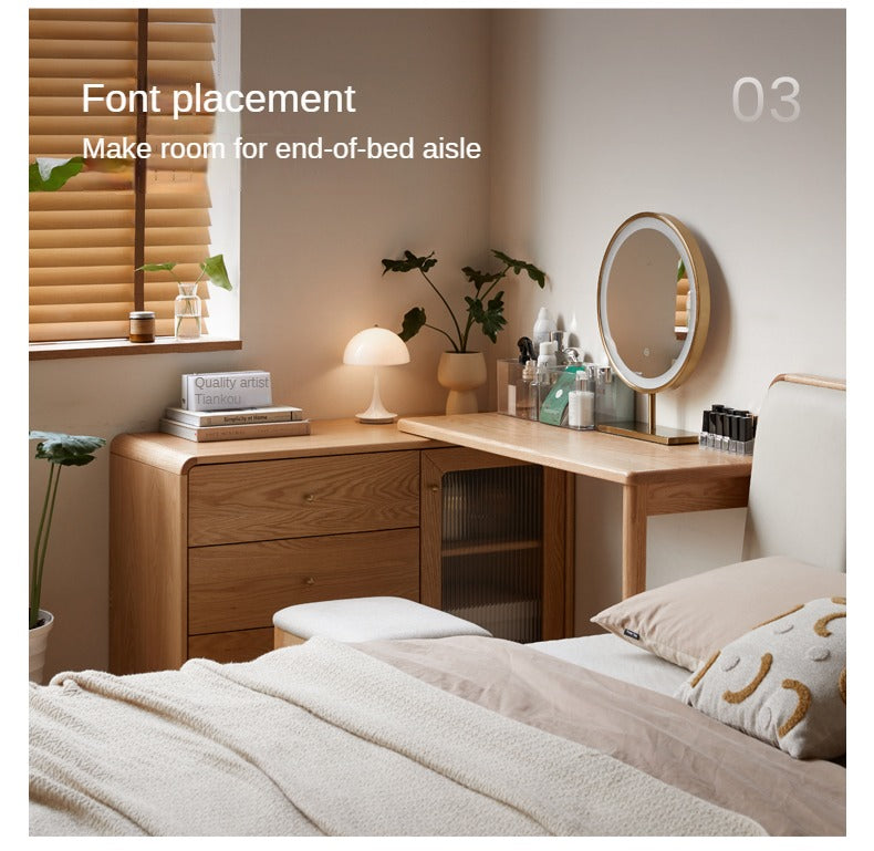 Oak Solid Wood Retractable Dressing Table.