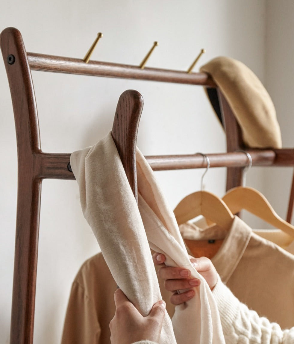 Oak Solid Wood Rattan Hanger Multi-Functional Coat Rack