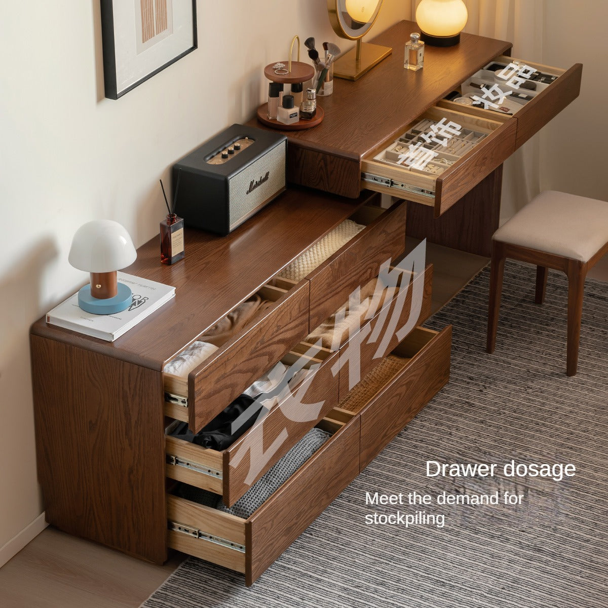 Oak Solid Wood Retro Style Retractable Dressing Table.