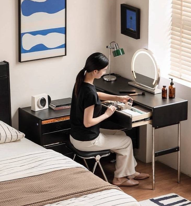 Ash Solid Wood Bauhaus Retractable Vanity Table.