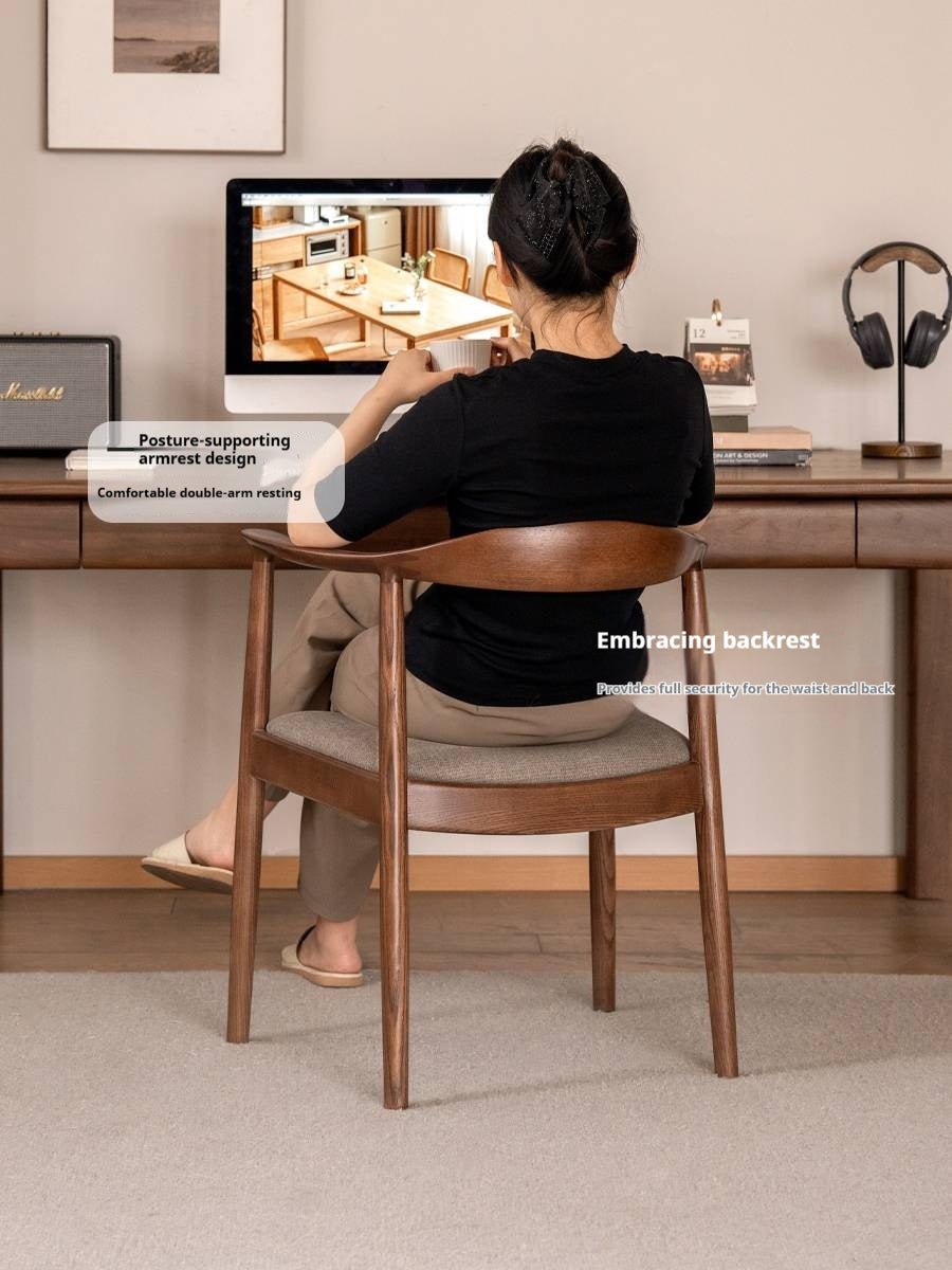 Ash Solid Wood Nordic Style Presidential Chair