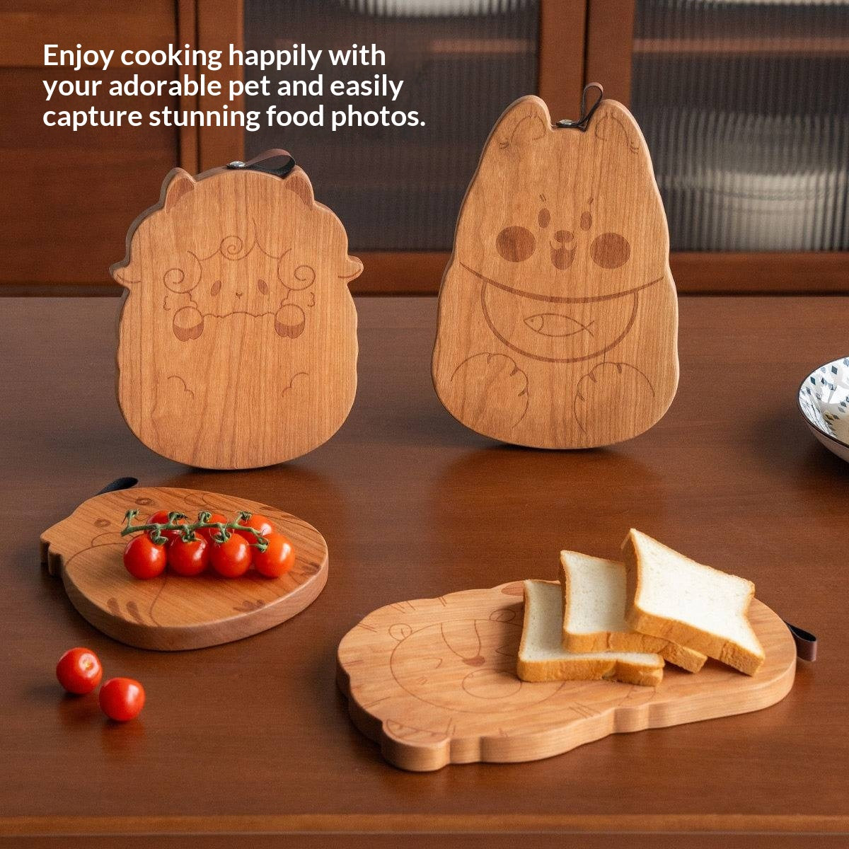 Cherry Solid Wood Pet-Shaped Cutting Board and Baby Food Plate