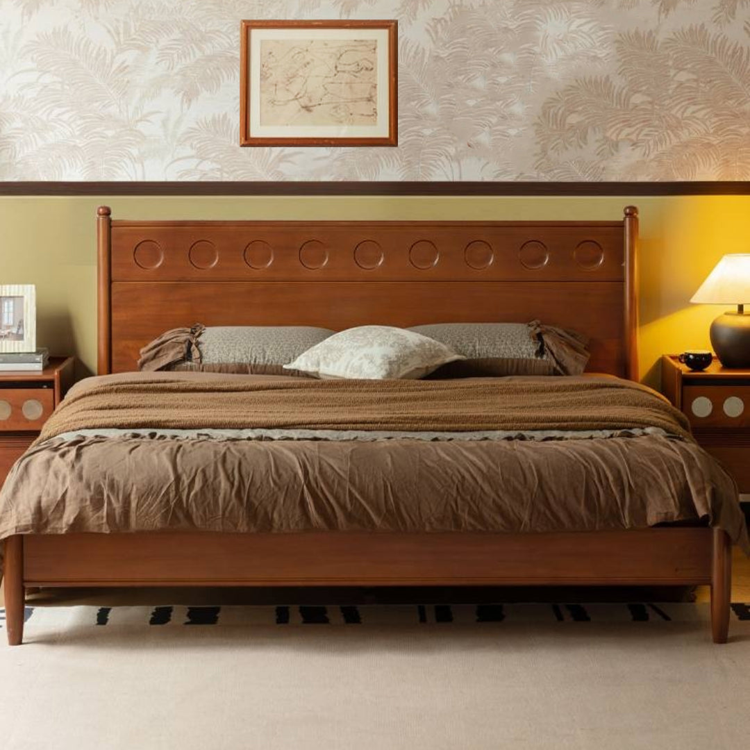 Poplar Solid Wood Bed, Bauhaus Vintage Style