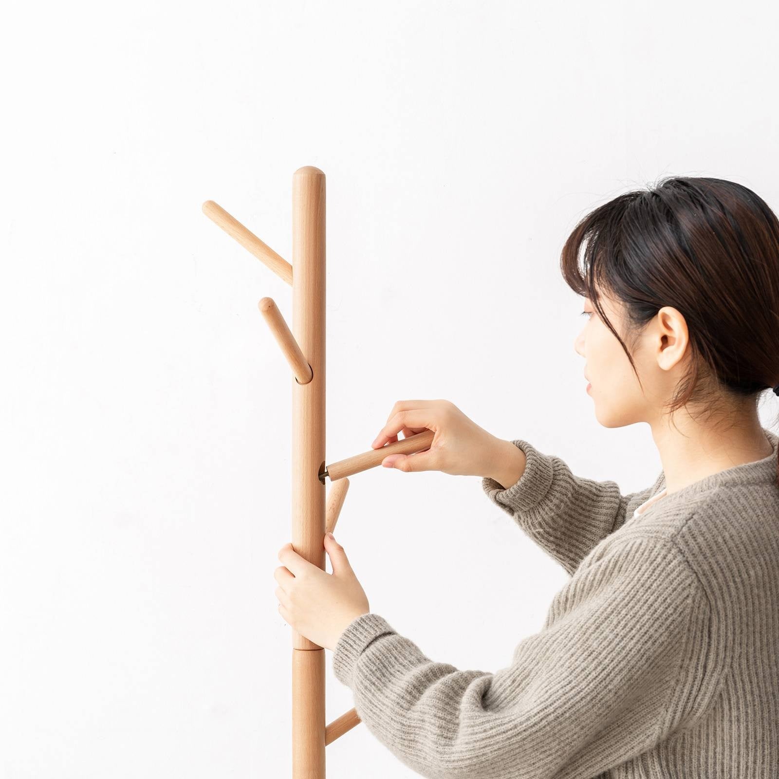 Beech Solid Wood Modern Minimalist Standing Hanger