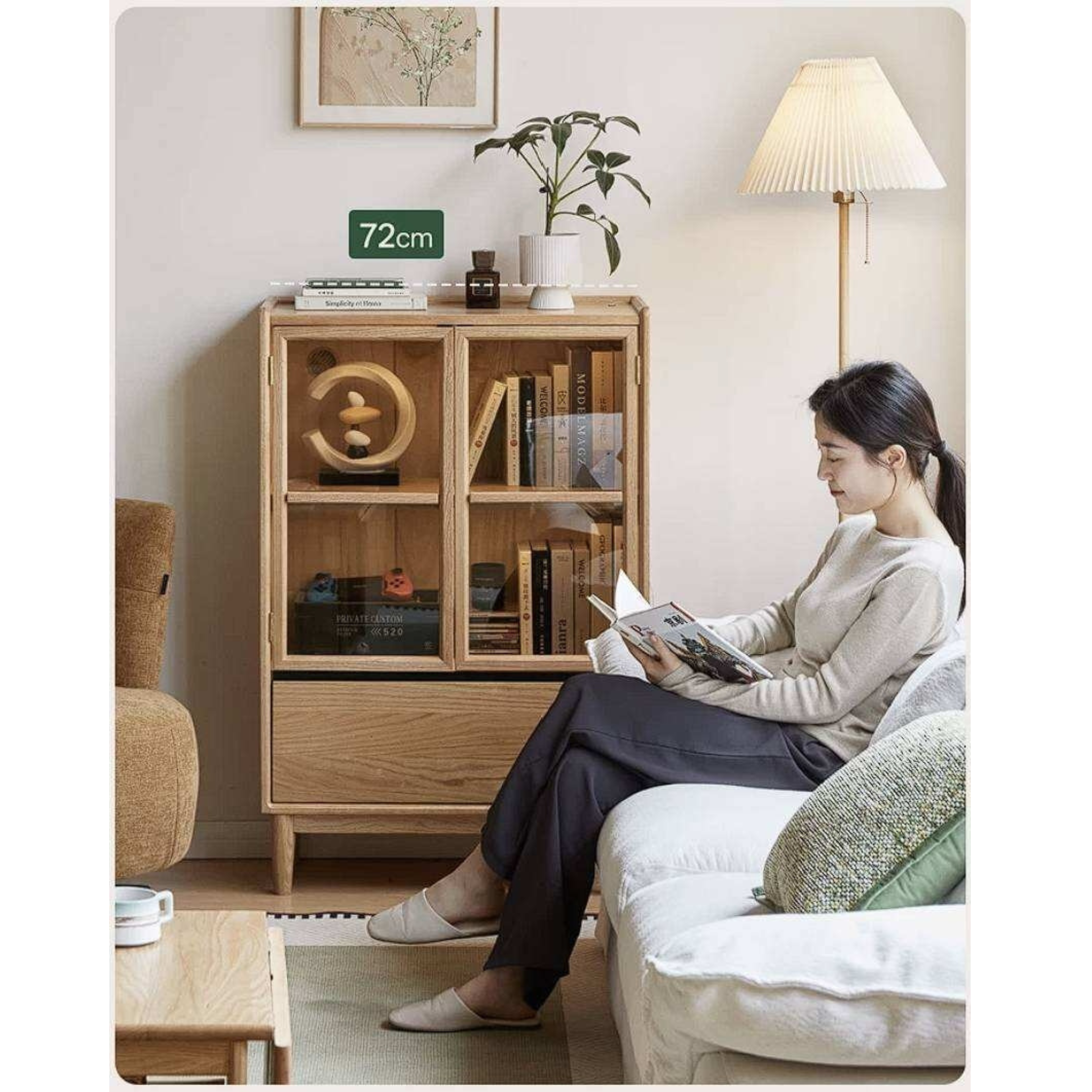 Oak Solid Wood Glass Door Display Cabinet with Drawer