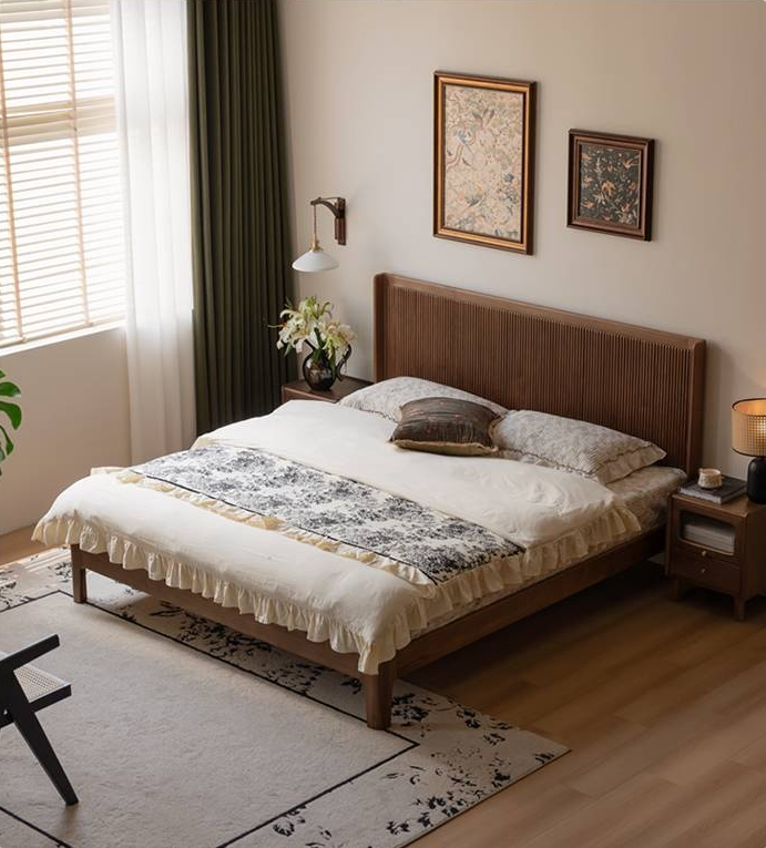 Black Walnut Solid Wood Italian Light Luxury Retro Bed