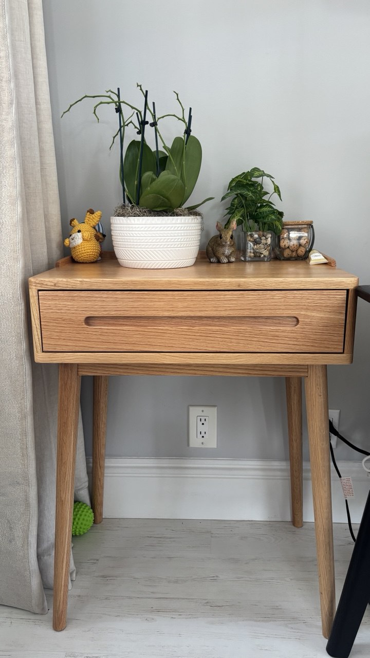 Oak Dressing Table Multifunctional nightstand-