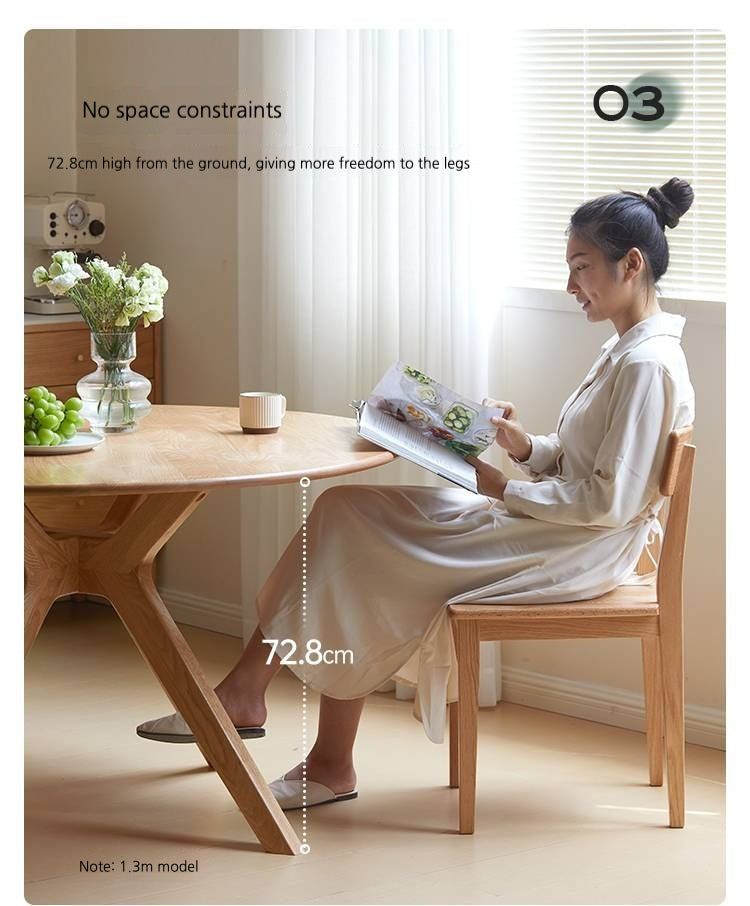 Oak Solid Wood Modern Minimalist Style Round Dining Table