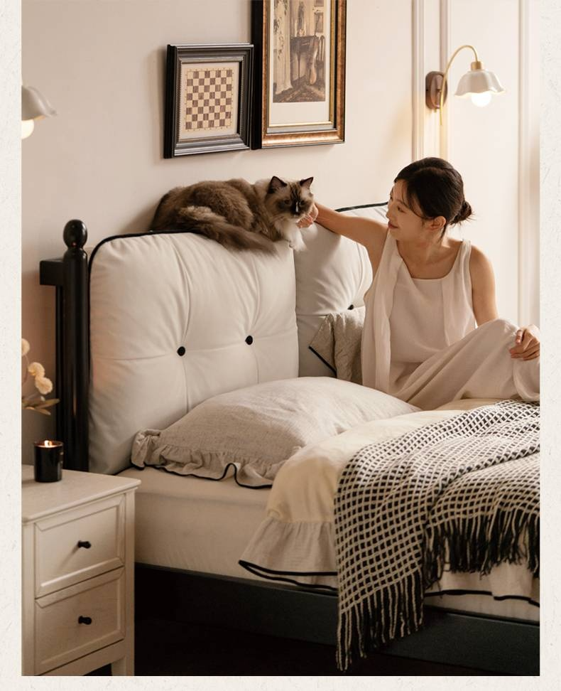 Rubberwood Solid Wood  French Retro Soft Bed