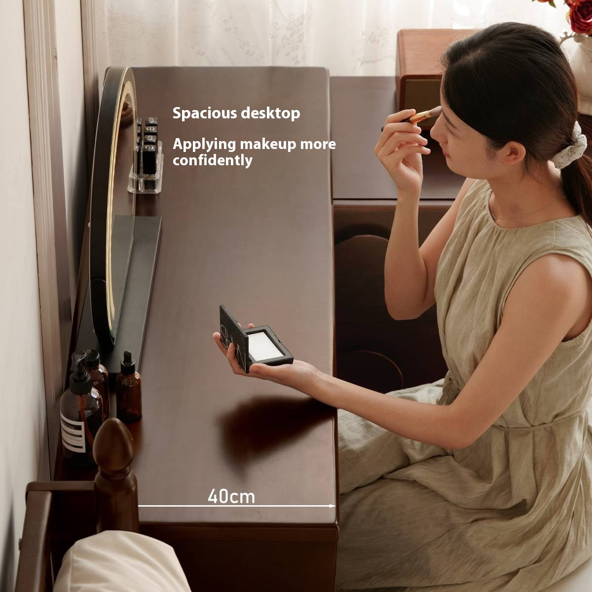 Poplar Solid Wood Retro Medieval Style Rotating Vanity Table.