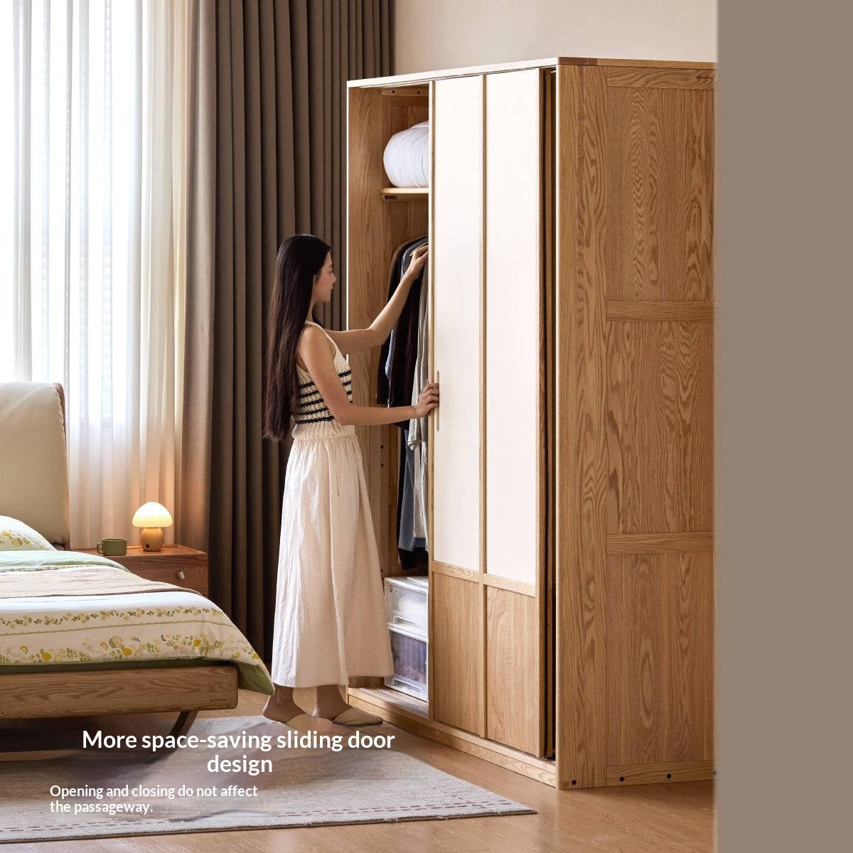 Oak Solid Wood Wardrobe with two-tone Sliding Doors