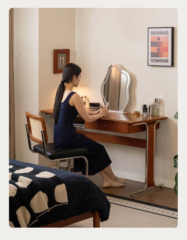 Poplar Solid Wood Bauhaus Style Office Desk