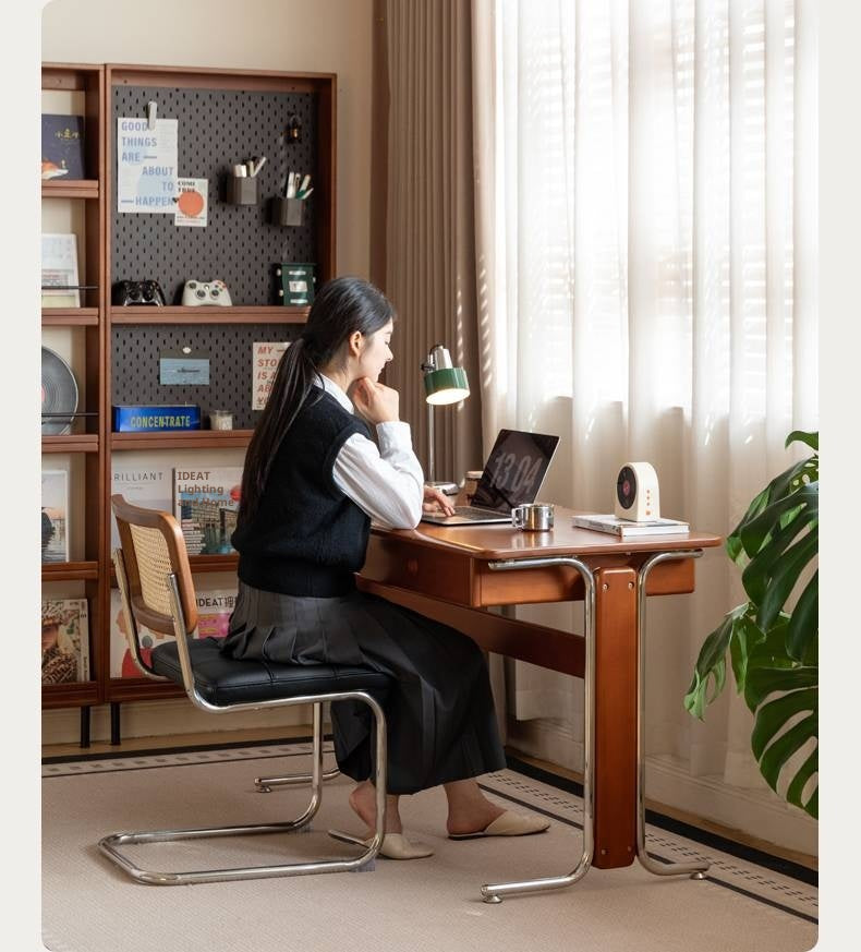 Poplar Solid Wood Bauhaus Style Office Desk