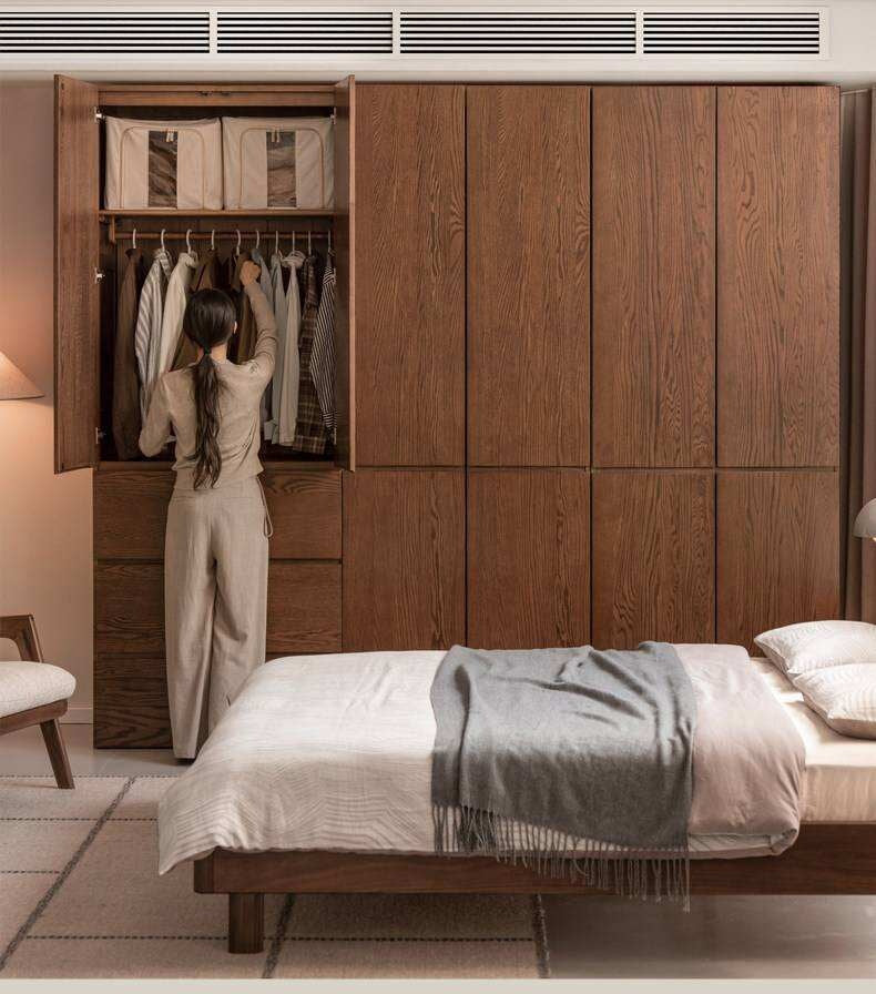 Oak Solid Wood Modern Sectional Wardrobe