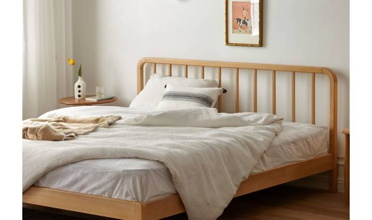 European Beech Solid Wood Bed Modern Simple