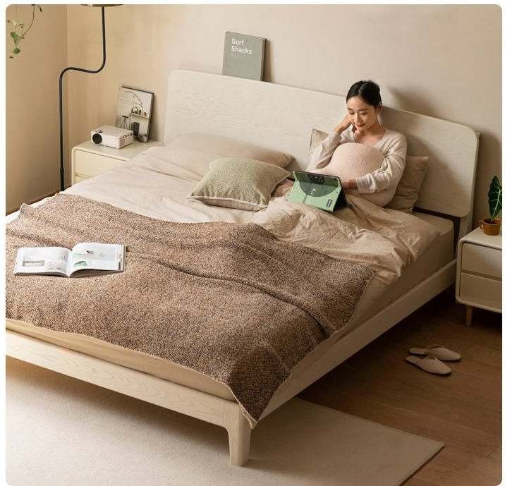 Oak Solid Wood Bed — Cream Style with Slanted Backrest