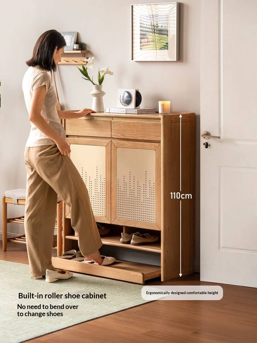 Oak Solid Wood Large Capacity Entryway Shoe Cabinet with Drawers
