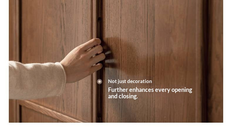 Oak Solid Wood Wardrobe with Modern Minimalist Design