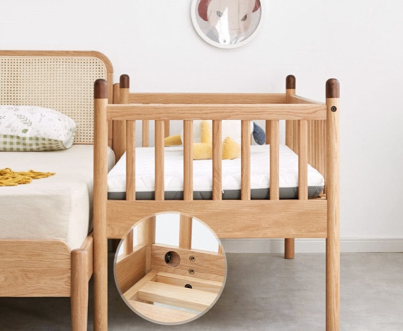 Oak solid wood Toddler Bed<