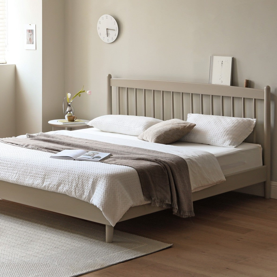 Ash Solid Wood Light Luxury Bed