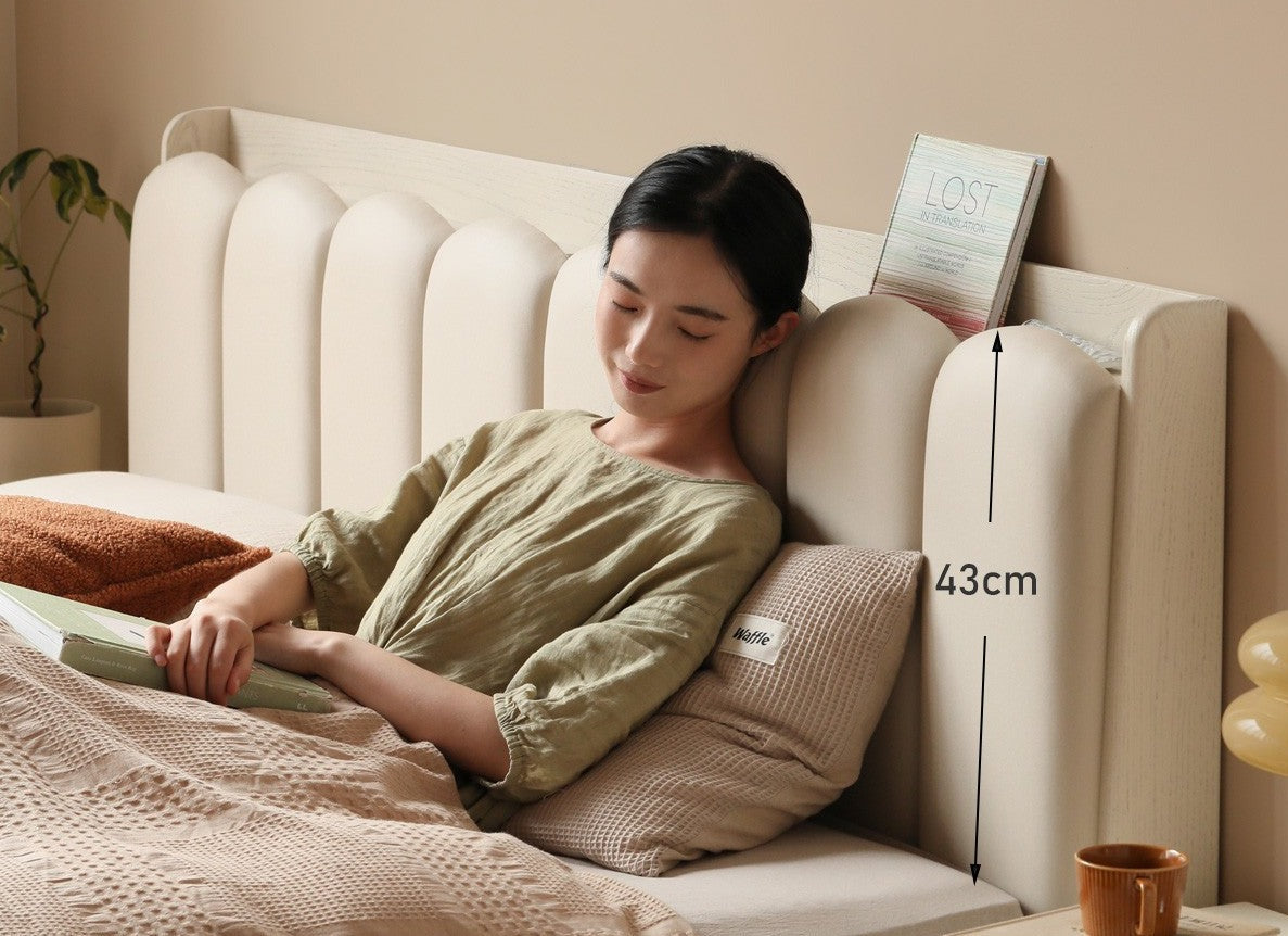 Oak Solid Wood Piano Key Bed Cream Style