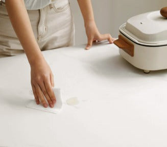 Solid Rubberwood Suspended Dining Table With Slate Top