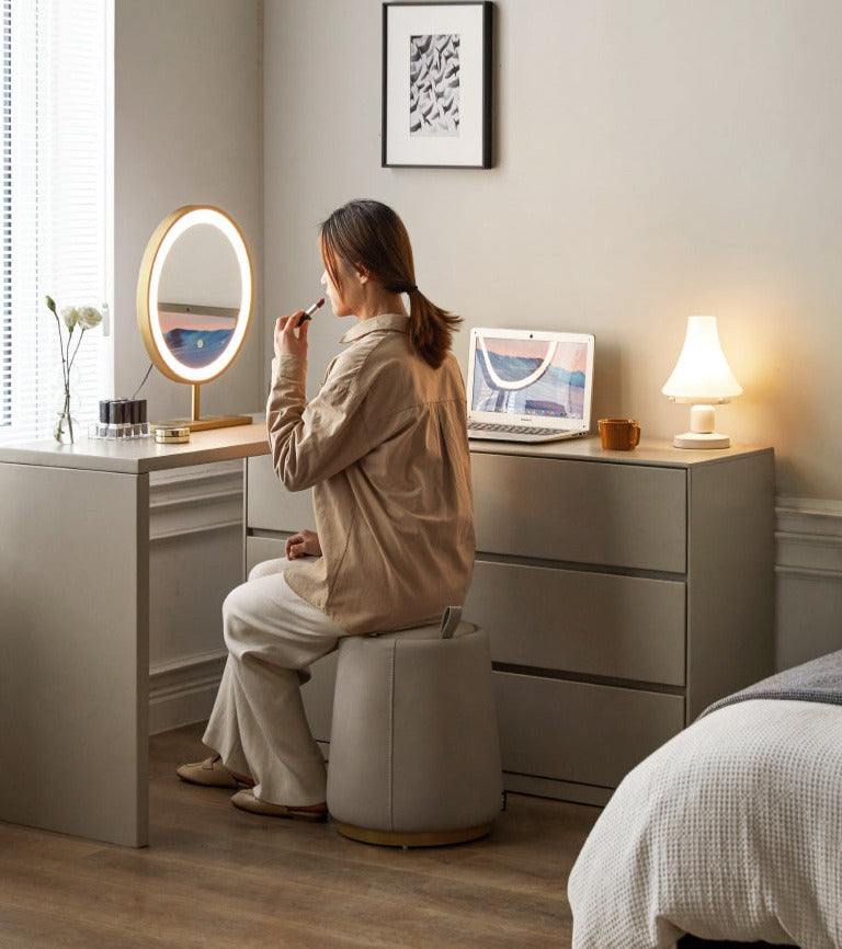 Poplar Solid Wood Dressing Table.