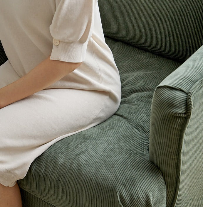 Retro Cozy Fabric Armchair)