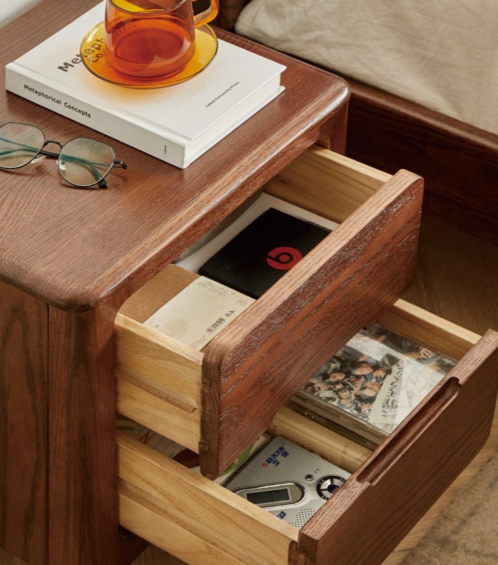 Oak Solid Wood Two-Drawer Nightstand.