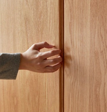 Oak Solid Wood Wardrobe Sliding Door.