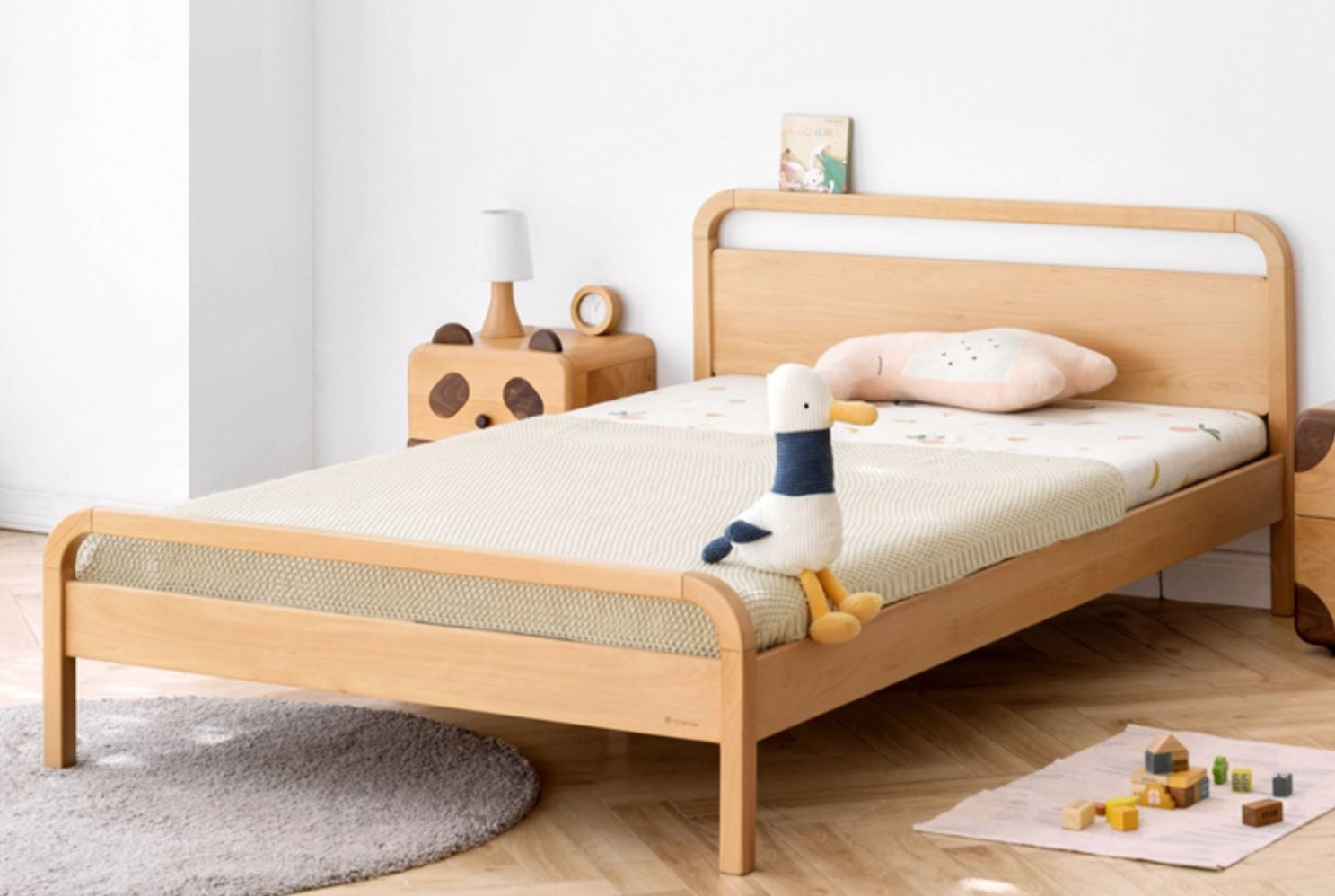 Beech solid wood kids bed