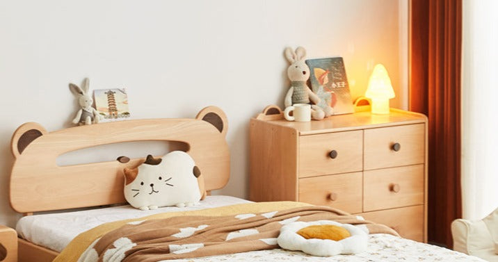 Oak solid wood children's bed with light<