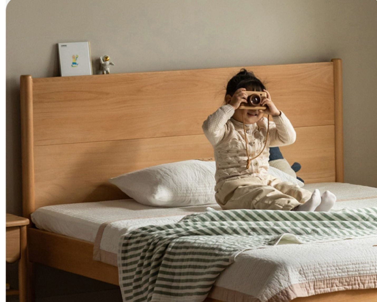 Beech solid wood Bed simple boys and girls<