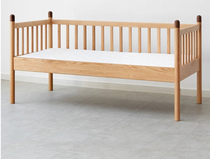 Oak solid wood Toddler Bed<