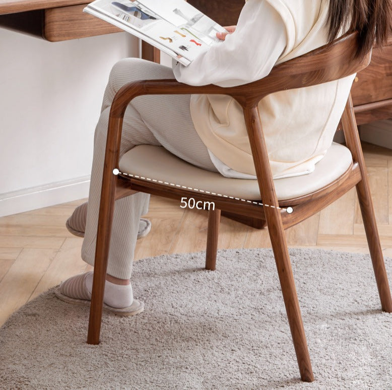 Black Walnut, Ash Solid Wood First Layer Cowhide Horn Chair